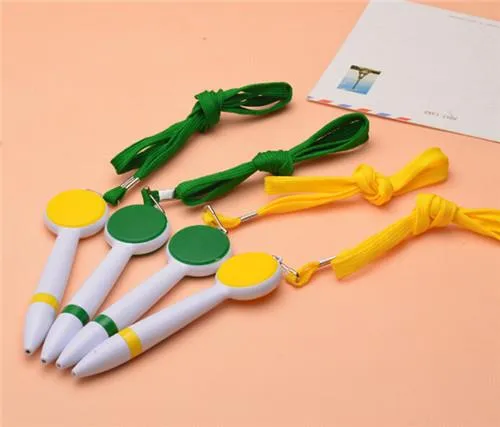 Пластмасова химикалка с кръгъл връх с шнур